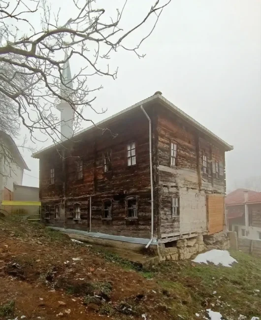 PÜR-CAMİSİ